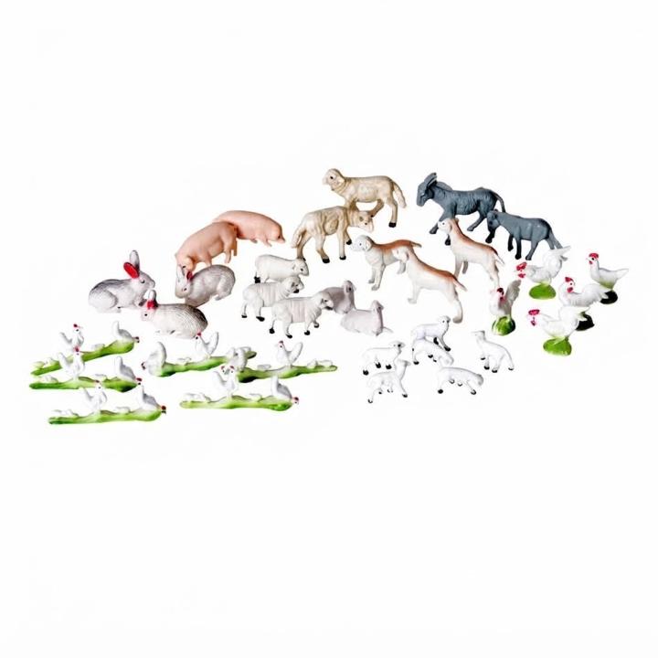 Lot of small plastic farm animals 2-6 cm - 9 assorted models for nativity scene, dioramas and christmas decoration - gerimport