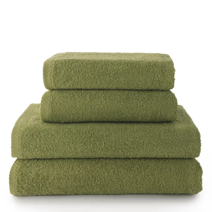 QUALITY TOWELS. Pack TOALLAS color HOJA. Fabricadas en algodón cardado de 420 grs/m2. Packs de diferentes tamaños. Muy suaves y absorbentes. - 1