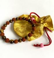 Pulsera Artesania Brazalete Regalo Hombre MujerTibet Bolsita tradicional Nepal Rudraksha y Ojo de Tigre - details 1