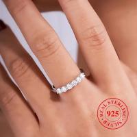 anillo de   elegante de   925 para mujer, 2,2 g,     de circonita sintética, piedra de   de  , talla redonda, estilo  , ideal para   y regalos, joyería para    . detalles 2