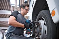 Bosch Professional BITURBO GDS 18V-1050 H - Atornillador de impacto a batería (Brushless, 18V, 1050 Nm, tornillos hasta M24, sin batería, en caja) - details 3