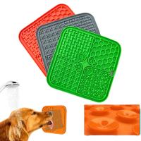 COTTECOTA-Tapete para lamer para perros,Colores al azar Tapete de silicona para alimentación de perros,Tapetes para comer para perros para aliviar la ansiedad y el aburrimiento, fuerte succión para un fácil aseo, Entretenimiento de perros - details 4