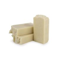 Pastilla de jabón leche de cabra 100g - Big Soap Factory - La leche de cabra es muy nutritiva, humectante, rejuvenecedora y previene la sequedad y el agrietamiento de la piel proporcionándole la suavidad que ésta necesita. - details 4