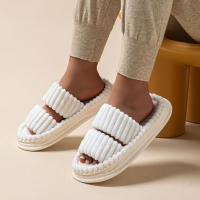 Zapatillas De Plataforma Casual Para Mujer Zapatos Elegantes De Diseñador Para El Hogar Zapatos Planos De Moda Populares Para Niñas Tamaño Grande Abierto Al Aire Interior - details 1