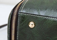 Nueva Llegada Bolso De Hombro De Cuero PU Para Mujer Color Sólido Bandolera Pequeña Monedero Con Cierre De Cremallera - details 26