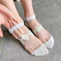 5 Pares De Calcetines Cortos Para Mujer Blanco Verano Estampado Lindo Calcetines De Tobillo Moda Kawaii Fino Y Cómodo - details 4