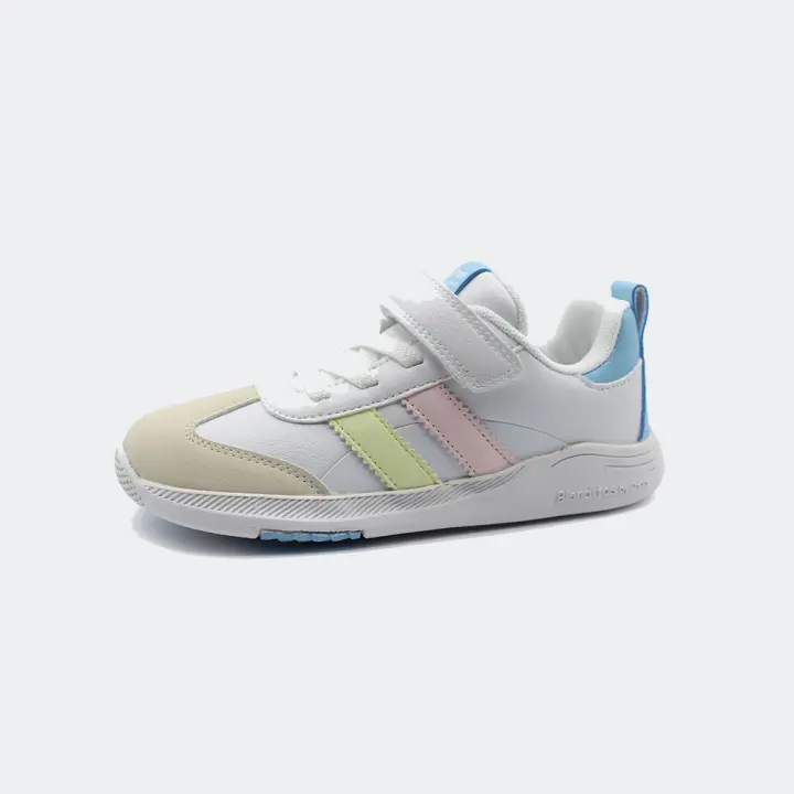 Zapatillas Y Deportivas marca Blanditos para niñas en color blanco - 1