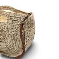Bolso para mujer de rafia entrelazada. Colección Primavera-Verano 2024. Asas de mano y bandolera regulable. 2 colores disponibles. Cómodo y ligero. Bolso que habla por ti. CAMAR - details 3