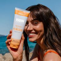 ISDIN Gel Cream Crema Solar Corporal Refrescante E Hidratante (SPF 30) WET SKIN- 250 ml. - details 5
