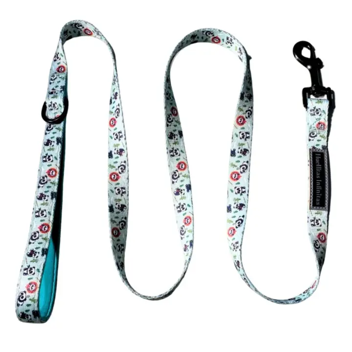 Correa Huellitas Infinitas Sweet Pandas 152cm | Resistente y Segura - 1