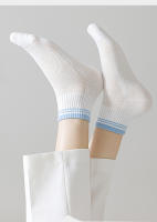 Calcetines Transpirables De Algodón Para Todas Las Estaciones Con Agujeros Para Mujer Anti Olores Y Absorbentes De Sudor Para Deporte Y Tiempo Libre - details 2