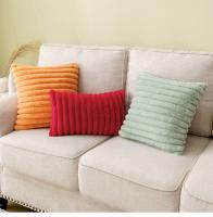 Inyahome Fundas Para Cojines De Peluche Roja De Conejo 2 Piezas 30x50cm 45x45cm Decoración Navideña Para El Hogar Suaves Y Cómodas - details 6