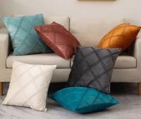 LILI HOME Pack de 4 Fundas de Cojín 45 x 45 cm Suaves y Acogedoras. Fabricadas con materiales suaves y peludos, estas fundas ofrecen una combinación perfecta de funcionalidad y estética. Ideales para cojines decorativos en sofás, camas, sill - details 5