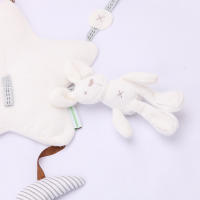 Conejo de peluche con forma de estrella de cinco puntas para bebé, oso giratorio, campana de noche musical, caja de música, campana de cama, juguete para cama de bebé - details 10
