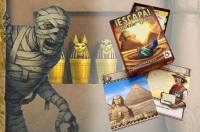 ¡Escapa! La Maldición de la Esfinge - juego de cartas tipo escape room en Español, juego de bolsillo, Incluye Banda elástica gratis de regalo, juegos Mercurio - details 0