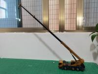 Camión Grúa De Metal HUINA 1:50 Modelo De Vehículo De Construcción Para Niños Juguete De Colección Para Boys Regalo - details 0
