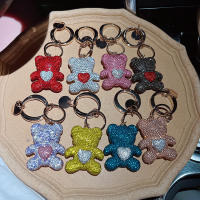 Llavero De Muñeco De Oso De Amor Con Diamantes Cerámica Y Metal Grande En Forma Circular Regalo Pequeño Para Niñas - details 1