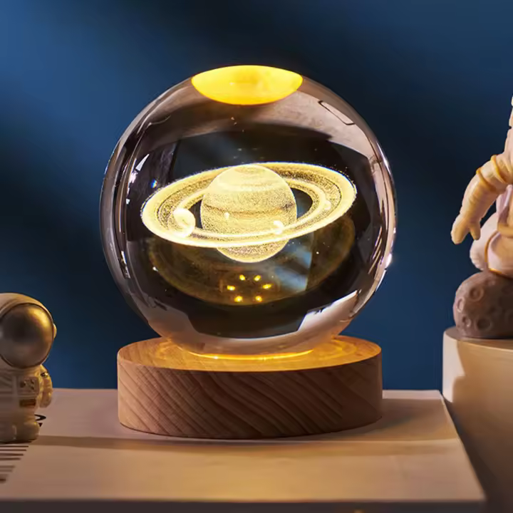 Lámpara De Noche De Cristal Saturno 1pc Con Base De Madera Y Puerto USB Decoración De Ambiente Para Dormitorio Regalo De Fiestas Luz De Mesa - 1
