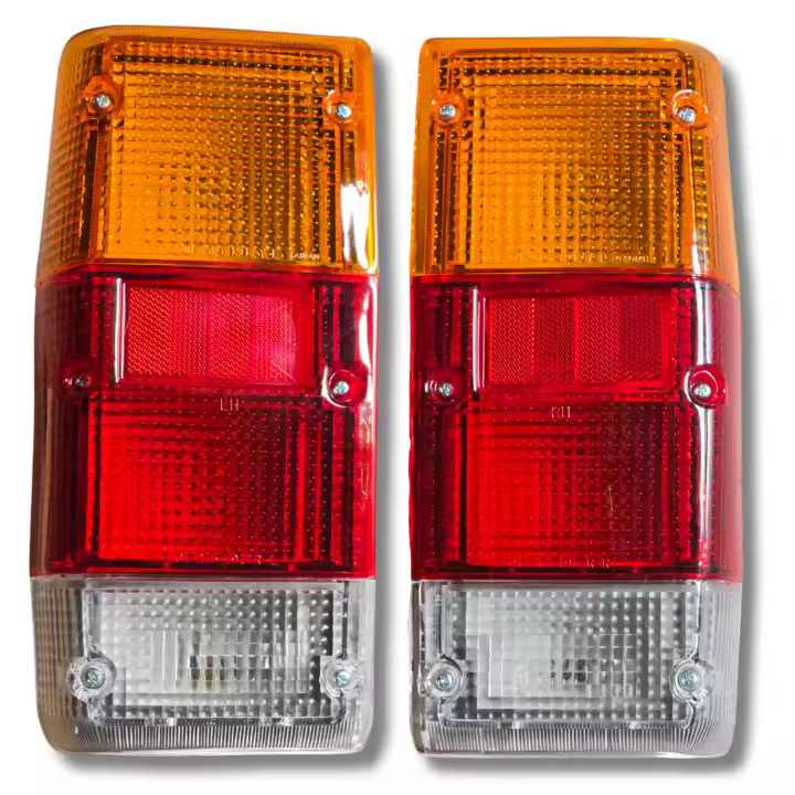 AC Tools Pilotos Traseros Nuevos compatible con Nissan Patrol K160 - Incluyen Portalámparas, Tornillos y Bombillas. Precio por la pareja. - 1