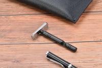 Cuchilla De Afeitar De Seguridad Para Hombres YAQI Con Mango De Aluminio Negro Y Cromado Ligero Excalibur Doble Faja Para Rostro - details 6