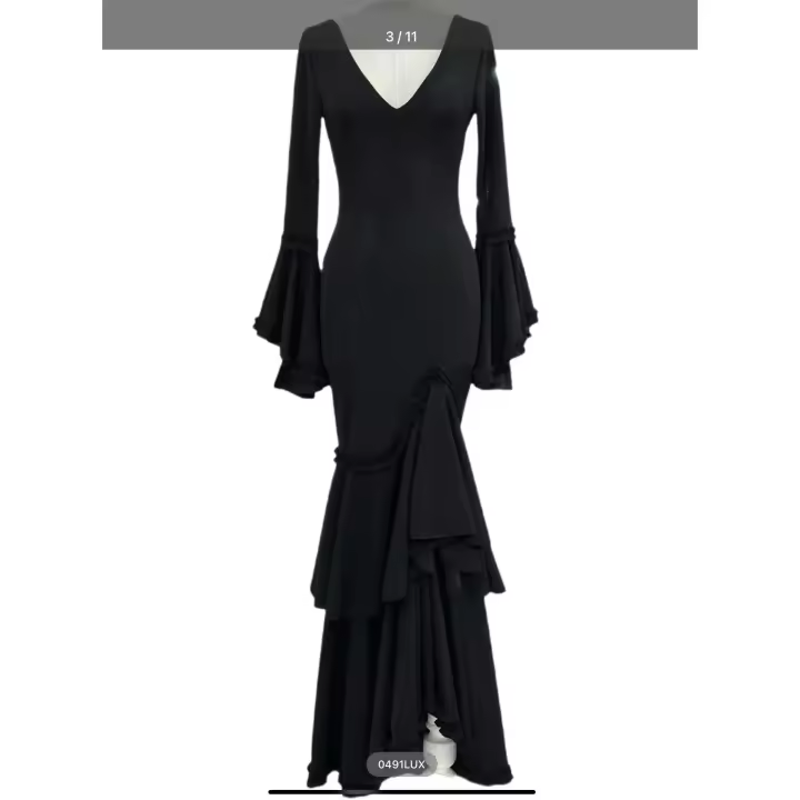 VESTIDO FLAMENCA  LICRA FABRICADO EN    ITALIA . TALLAS XS/S 34/36 - 72CM 60CM 76CM . M/L  38/40 - 80CM 68CM 84CM . XL/XXL  - 42/44/46 - 92CM 80CM 96CM  LARGO 150CM - 1