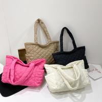 Bolso De Hombro Puffer Para Mujeres Y Niñas Estilo Casual Cuadrado De Plegado Invernal Bolso De Mano Quilted Tote Bag - details 2