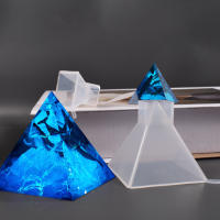 Molde De Silicona Para Piedra De Resina Chakra Cristal Pyramidal 1Pcs Herramienta Para La Creación De Joyas DIY Molde Reutilizable Suave - details 4