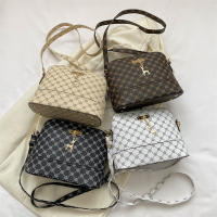 Bolso De Hombro Para Mujer En Cuero PU Con Colgante De Ciervo Y Forma De Concha Bolso Cruzado Pequeño Moda Bolsos - details 17