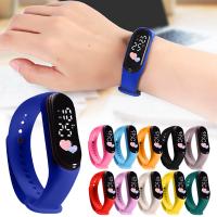 Reloj Deportivo Infantil Impermeable Con Pulsera De Silicona Estilo Casual Y Moda Resistente Al Agua Con Pantalla Digital Reloj Electrónico Para Niños - details 0
