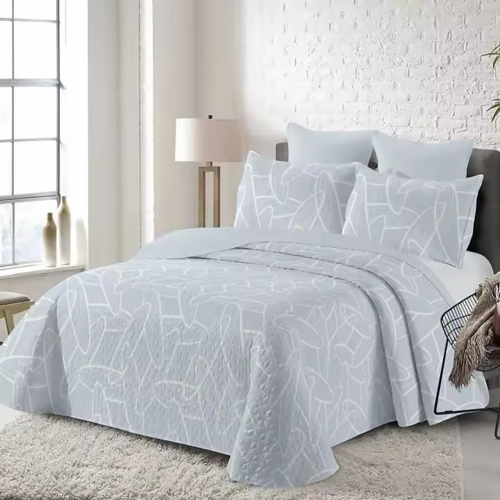 Juego de Cama (Colcha Reversible Azul Claro + 2 Fundas) - Tejido 100% Algodón Suave | Diseño Minimalista y Sobrio, Ideal Dormitorios Nórdicos/Modernos | Lavado Fácil Antiarrugas - 1