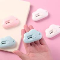 Cuchillo Portátil De Mini Tamaño En Forma De Conejo Y Nube Cortador De Papel Para Oficina Suministros De Corte De Hoja De Acero Inoxidable - details 3