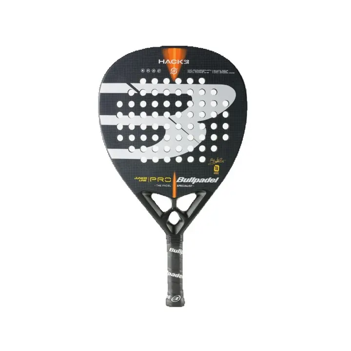 Pala Bullpadel Hack JR 2022. Forma Diamante. Paquito Navarro - 1