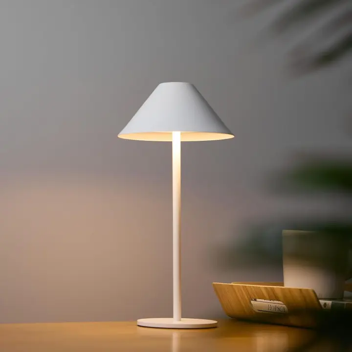 Lámpara de Mesa Exterior Táctil, Regulable, Lámpara de Escritorio LED Recargable Blanco, IP54 Impermeable, 4000mAh 3W 240LM LED - 1