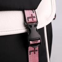 Mochila Escolar Stitch Negra con Detalles Rosas 45x30x19 cm – Mochila Grande para Niñas, Niños, Mujeres y Hombres, Resistente y Cómoda, Puerto USB y Salida de Auriculares, Ideal para Viaje y Universidad - details 7