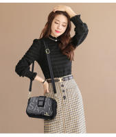 Bolso Bandolera De Mujer Con Hebilla Cuadrada Capacidad Grande Estilo Casual Lujoso Diseñador Bolso De Mano Para Viajes - details 9