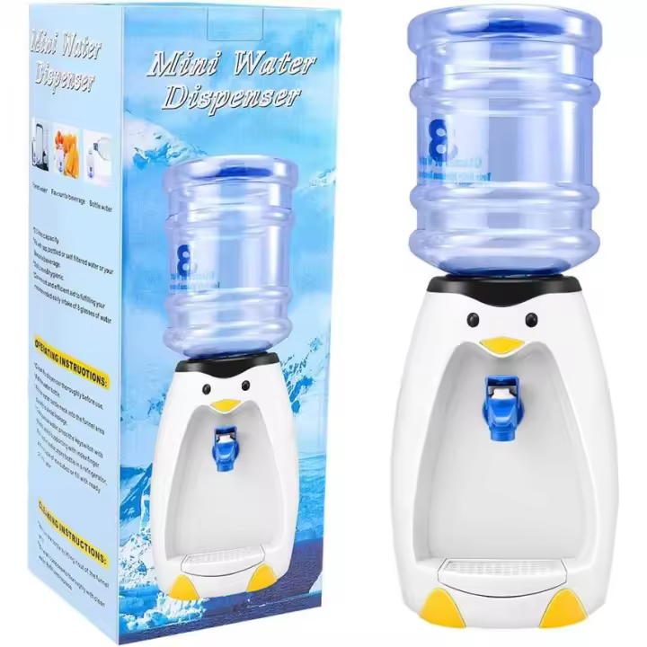 Mini dispensador de agua con forma de pingüino de 2,5 l con balde de agua para beber 8 vasos de agua como regalo para estudiantes, dormitorio, casa y oficina - 1