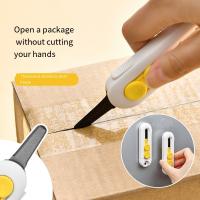 Cortauñas Magnético Mini Retráctil Durable Portátil Abrepuertas Y Cortador De Papel Material ABS Herramienta De Uso General - details 3