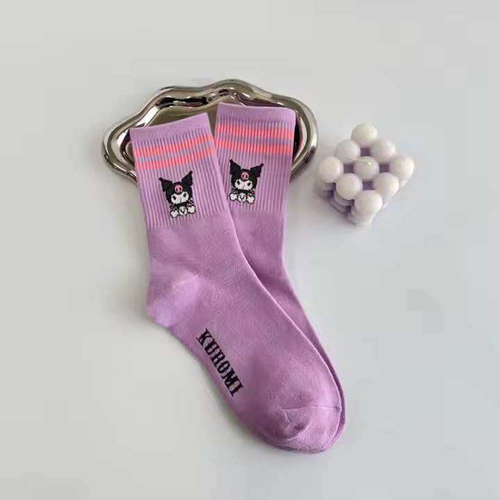 Calcetines Medio Tubo Disney Sanrio Kuromi Para Mujer Color Morado Algodón Peinado Dibujos Animados Lindos Hechicera Calcetines - 1