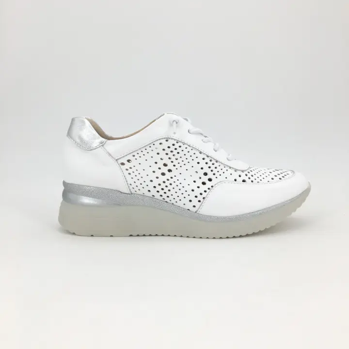 Deportivo de Pitillos para mujer, mod.10431, Deportivo en napa con picados y cordón elástico, con plantilla acolchada muy cómodo - 1