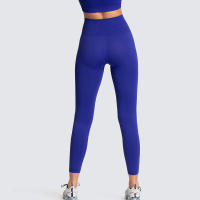 Leggings De Yoga Sin Costuras Para Mujer Levantador De Glúteos Deportivos De Fitness Y Gimnasio Pantalones De Running Terciopelo De Nylon De Cintura Elástica - details 10