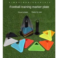 Placa De Logotipo De Fútbol 18*4.5cm Marcado De Campo Resistente Al Desgaste Equipo Deportivo PE Diseño De Agujero Triangular Para Equipes De Fútbol - details 1