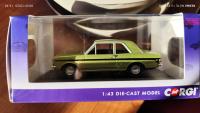 FORD CORTINA MK2 LOTUS GREEN 1:43 CORGI VANGUARDS - details 3