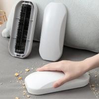 Cepillo De Limpieza Para Ropa De Cama Y Sofá Manual Con Agarre De Mano Eliminador De Polvo Y Restos No Eléctrico - details 1