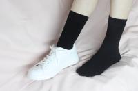 Geshop 4 Pares Calcetines Tobilleros Caña Alta Fibra de Bambú Hombre Mujer  Calcetines Altos Transpirables  Calcetines Medios Bamboo Anti Olor  Color Negro - details 2