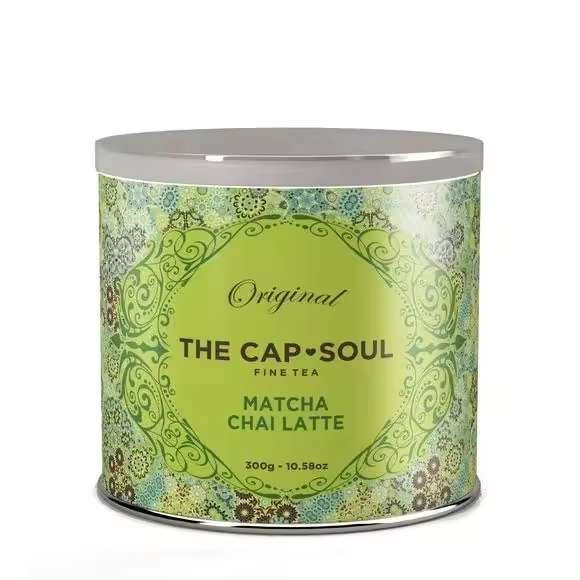 Matcha Chai Latte 300grs THE CAPSOUL. Nacido de la unión de dos bebidas tradicionales, logramos enlazar sus esencias y transformarla en una bebida única. Nos conmueve  con un sabor herbal, especiado y de pinceladas orientales. - 1