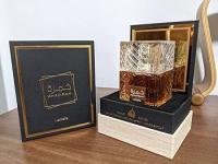 Perfume de Lujo Lattafa Khamrah 100ml Unisex | Fragancia Árabe Especiada Dulce con Toques Amaderados y Cálidos | 100% Original, Larga Duración | Ideal para Regalo y Uso Nocturno | Elegancia Oriental para Hombre y Mujer - details 3