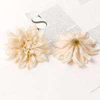 5Pcs Cabezas De Flores Artificiales Dahlias Para Decoración De Navidad Hogar Y Habitaciones Bodas Y Murallas Accesorios De Flores Falsas - details 6