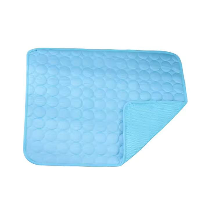 Alfombra De Enfriamiento Para Mascotas Perro Gato Seda De Hielo Resistente Al Agua Colchón De Verano Para Animales Pequeños 5 Tamaños Disponibles - 1