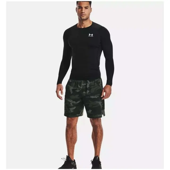 Camiseta de Manga Larga Under Armour  para hombre en color negro - 1