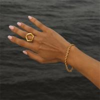 Anillo De Dedo Cuadrado Con Textura De Flor Geométrica Y Círculo Irregular En Oro Plateado 18K Para Mujer Joyería De Moda - details 6